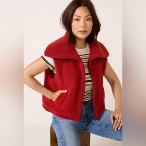 LNA Baylor Sherpa Vest NWT
